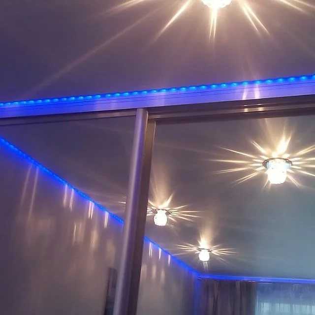 Подсветка потолка светодиодной лентой: преимущества, выбор по степени освещенности, типу светодиода, цвету и плотности, монтаж и подключение