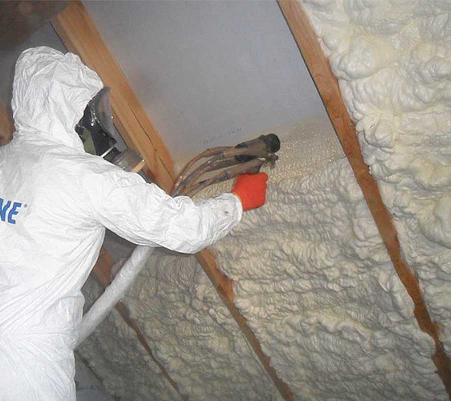 Пена для утепления стен: преимущества утепления дома в воздушной прослойке