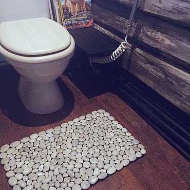 Как самостоятельно уложить галечный пол в ванной комнате
