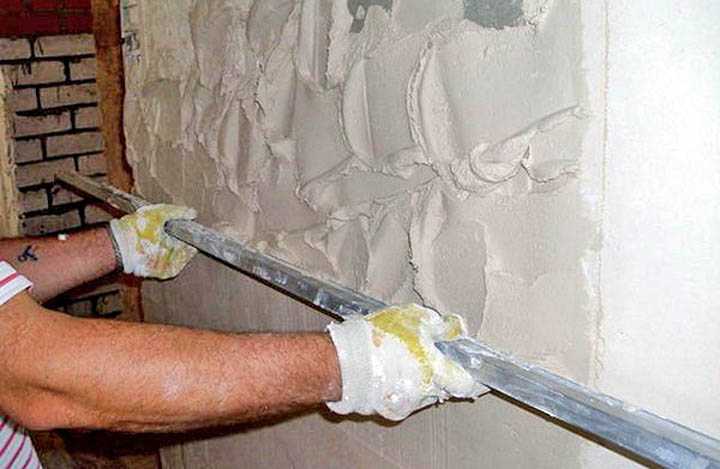 Выравнивание бетонных стен шпаклёвкой - вместе мастерим