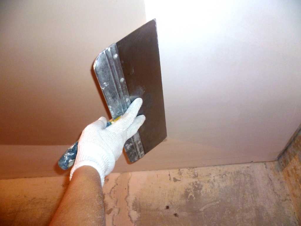 Подготовка бетонного потолка