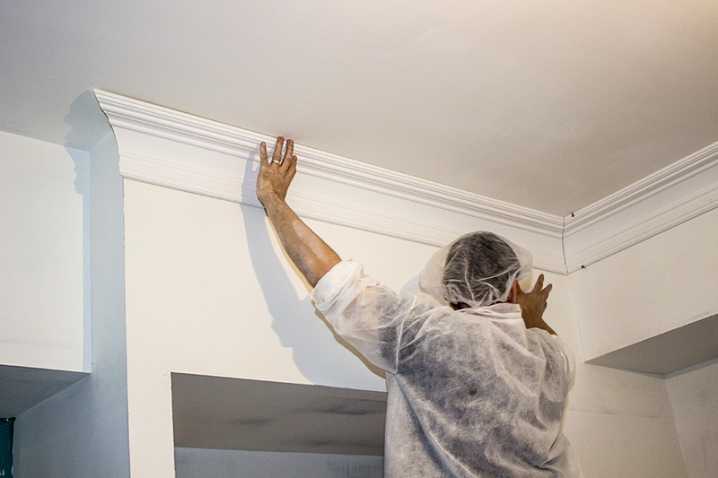 Лепнина на потолок: изготовление и монтаж своими руками!