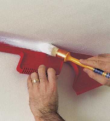 Покраска потолка акриловой краской: как красить потолок валиком, как правильно покрасить, как разводить краску