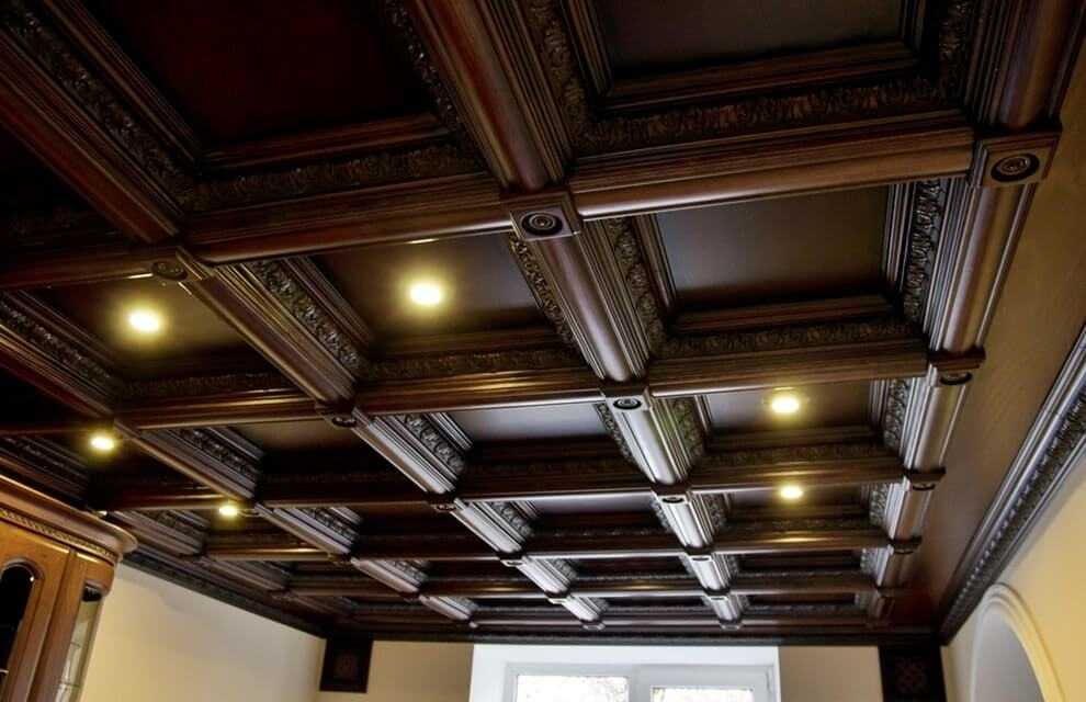 Кессонный потолок: виды (из дерева, гипсокартона, полиуретана), формы, дизайн, цвет, освещение