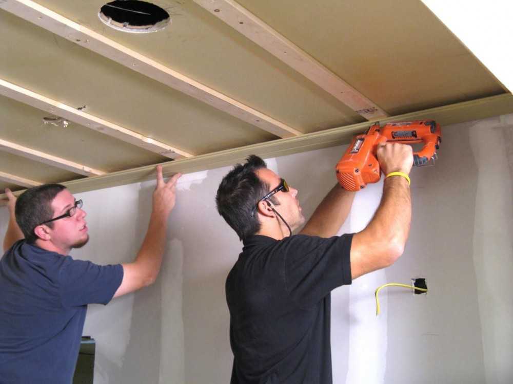 Потолок на кухне своими руками: варианты недорогой отделки в квартире | ремонтсами!