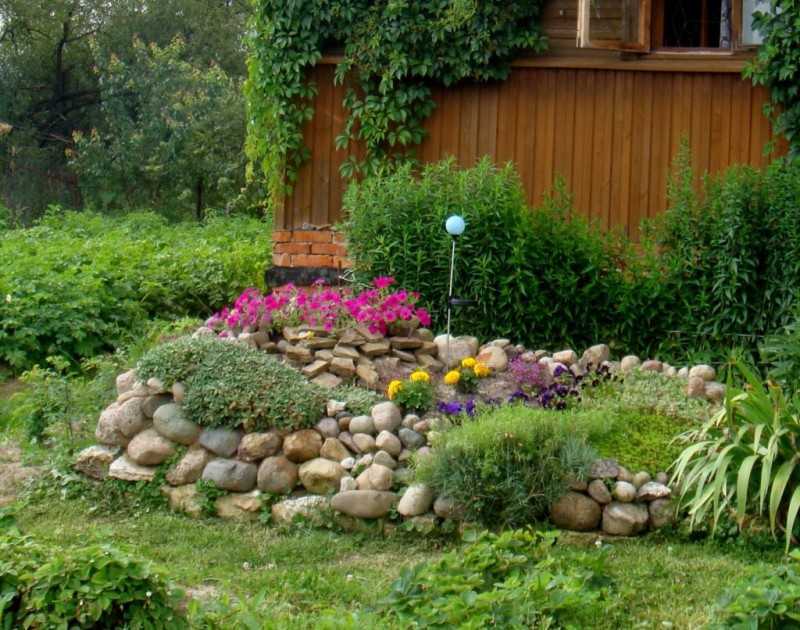 Садовый декор своими руками - 130 фото и рекомендации от профи!