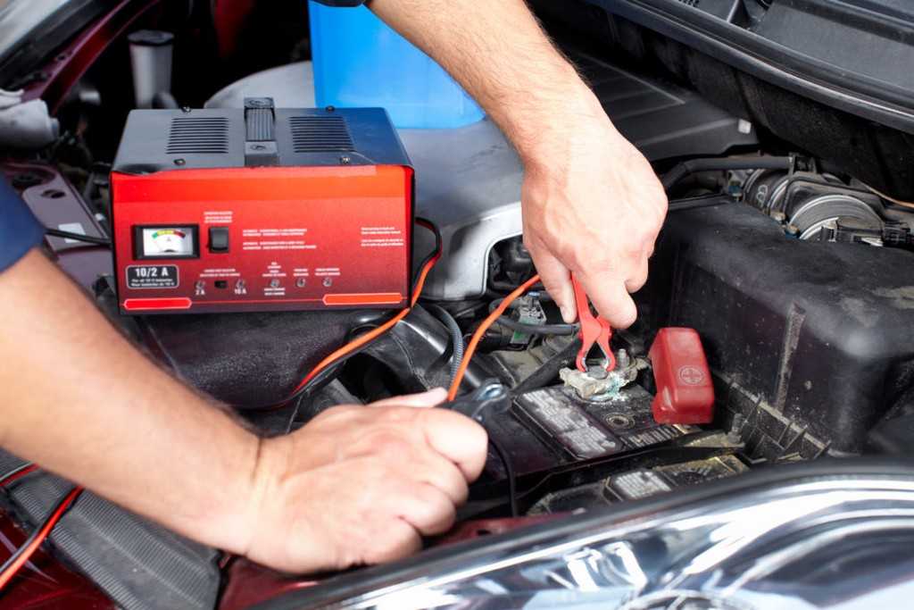 Как определить, сколько нужно заряжать аккумулятор автомобиля?