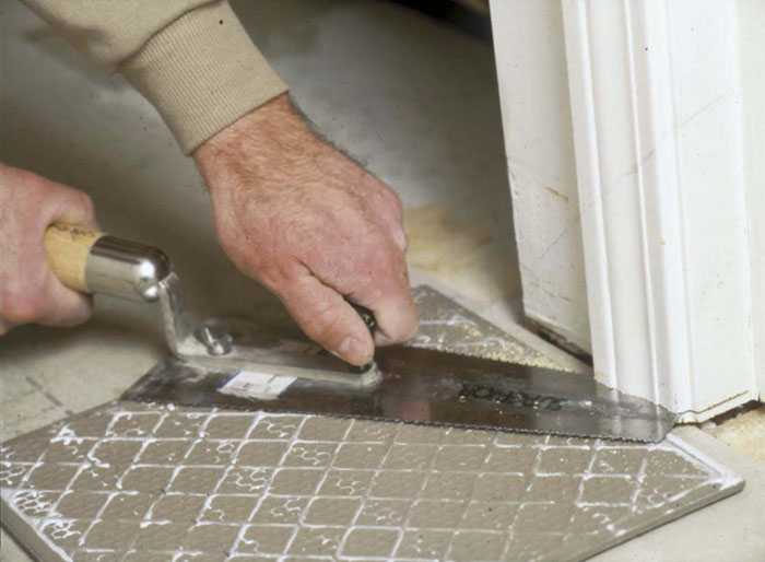 Как правильно делается укладка плитки на гипсокартон в ванной