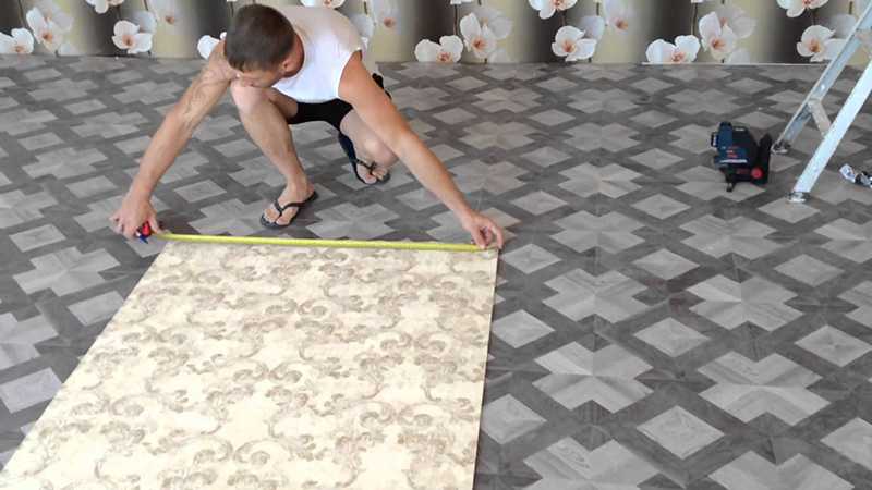 Обои на полу, покрытые лаком — как сделать выбор покрытия