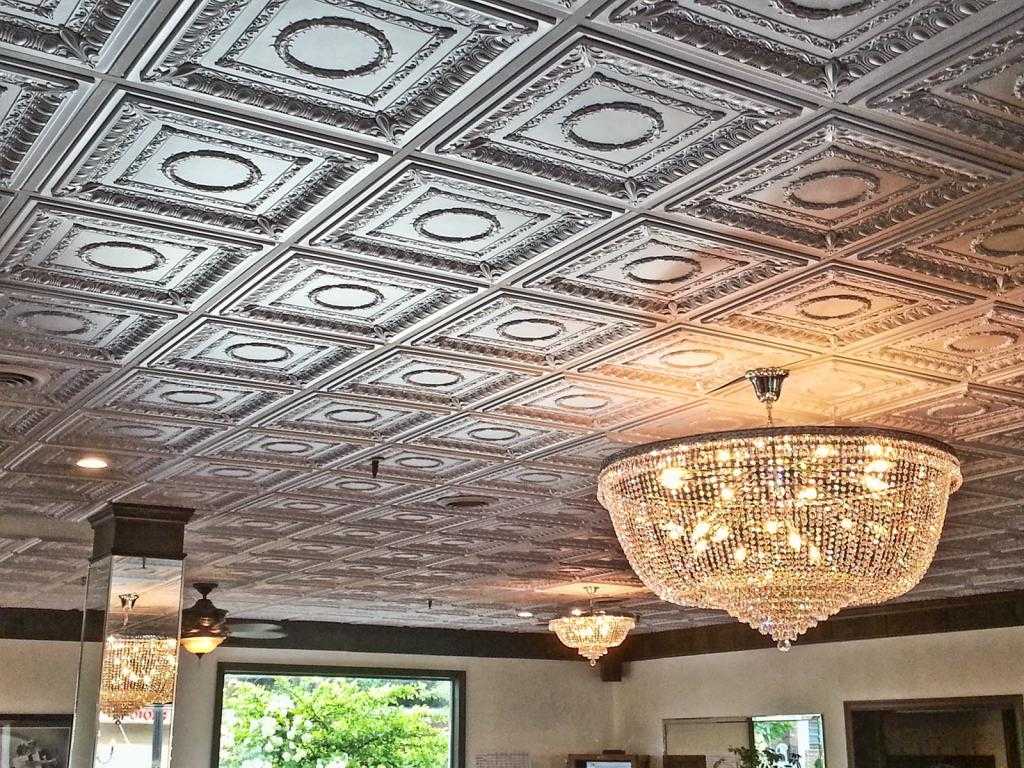 Светящийся потолок: способы создания оригинального интерьера