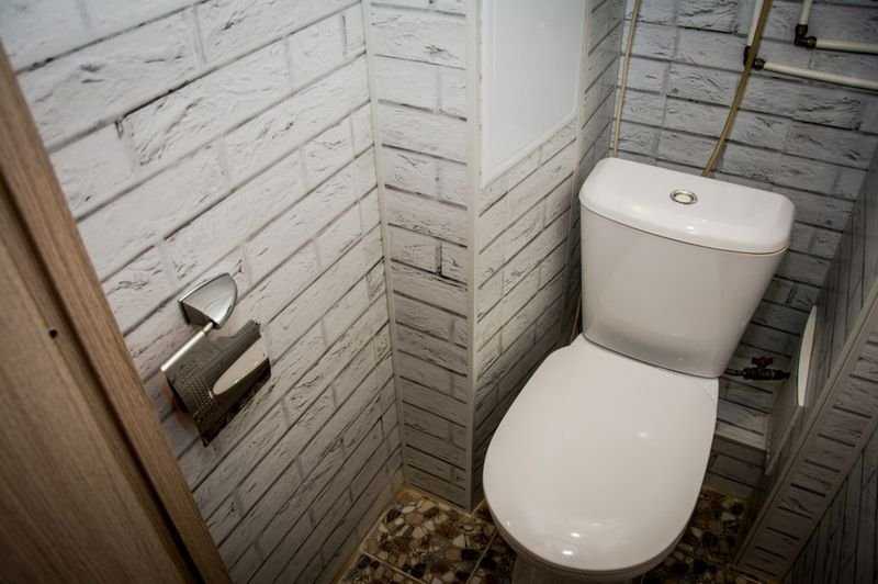 Разновидности ламината для ванной: на пол, потолок, стены