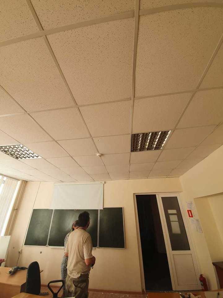 Потолок в школе. требования и нормы