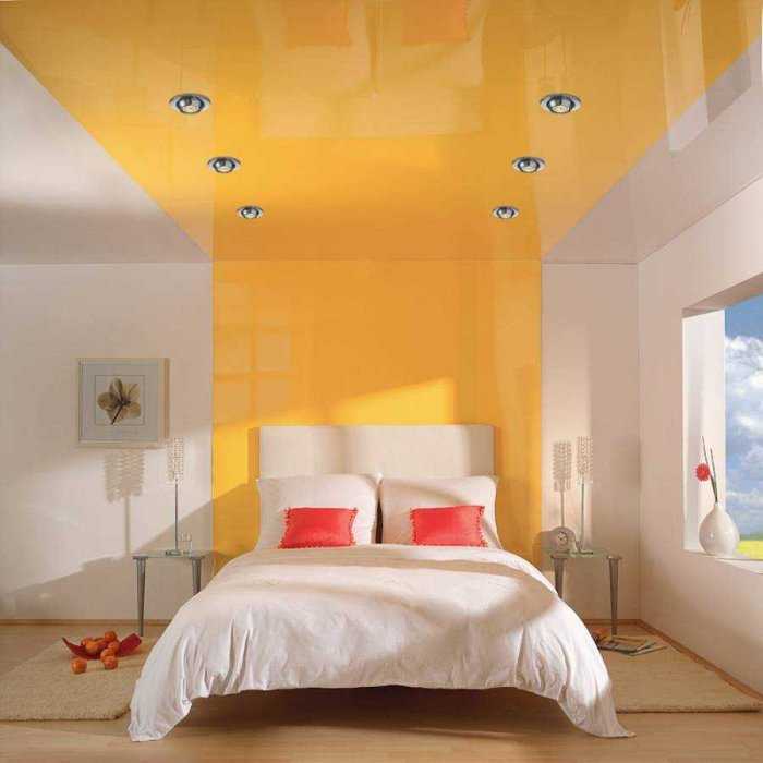 Цветные натяжные потолки в интерьере: подбор, сочетание цветов